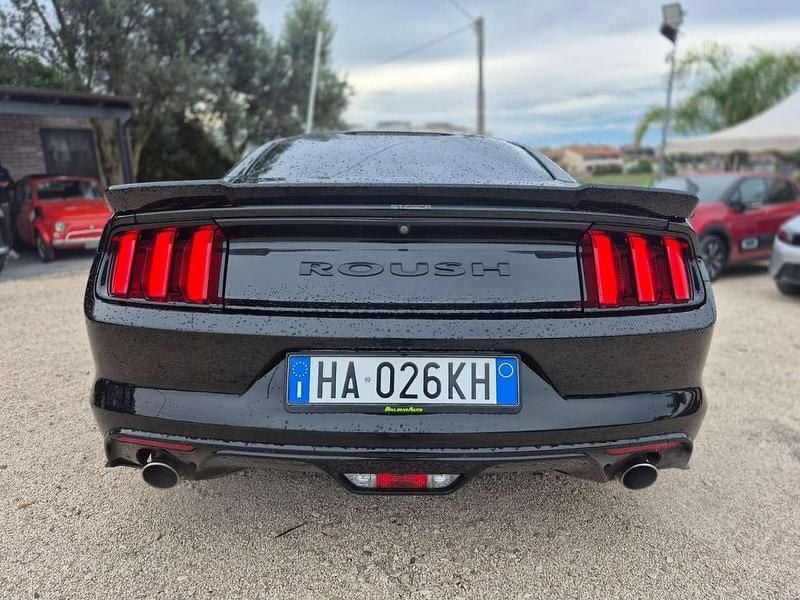 Usata Ford Mustang Fastback 317 CV (233 kW) 2017 Nero Coupé