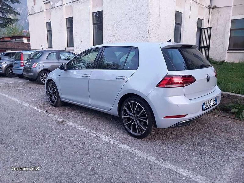 Usata VW Golf VII Highline 150 CV (110 kW) 2018 Berlina