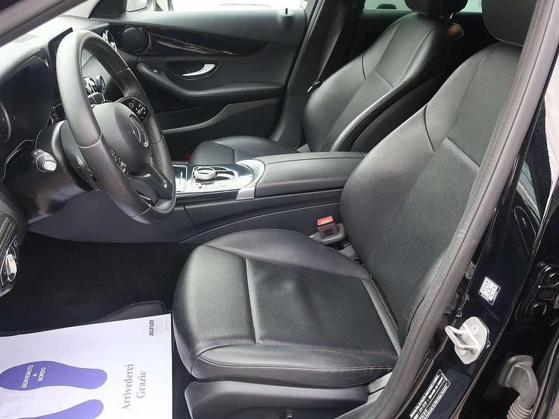 Usata Mercedes C200 Business 160 CV (117 kW) 2020 Nero Station wagon
