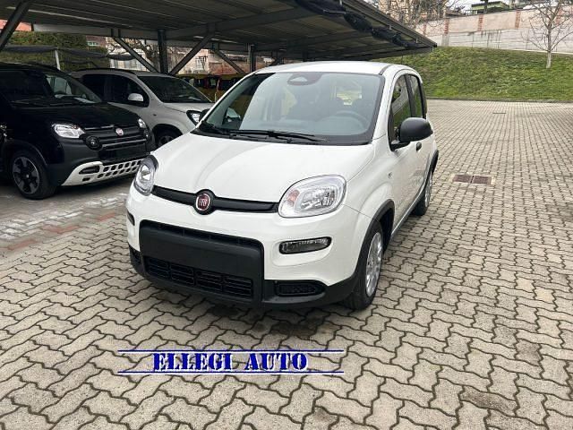Nuova Fiat Panda 69 CV (50 kW) 2025 Bianco extraserie Berlina