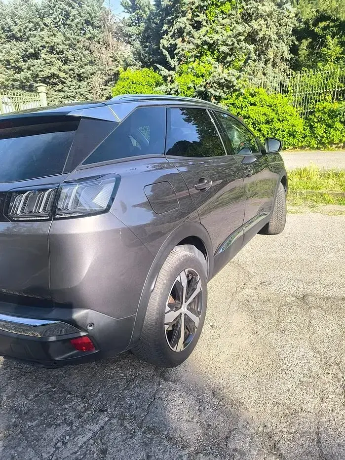 Usata Peugeot 3008 Allure 131 CV (96 kW) 2021 Grigio SUV