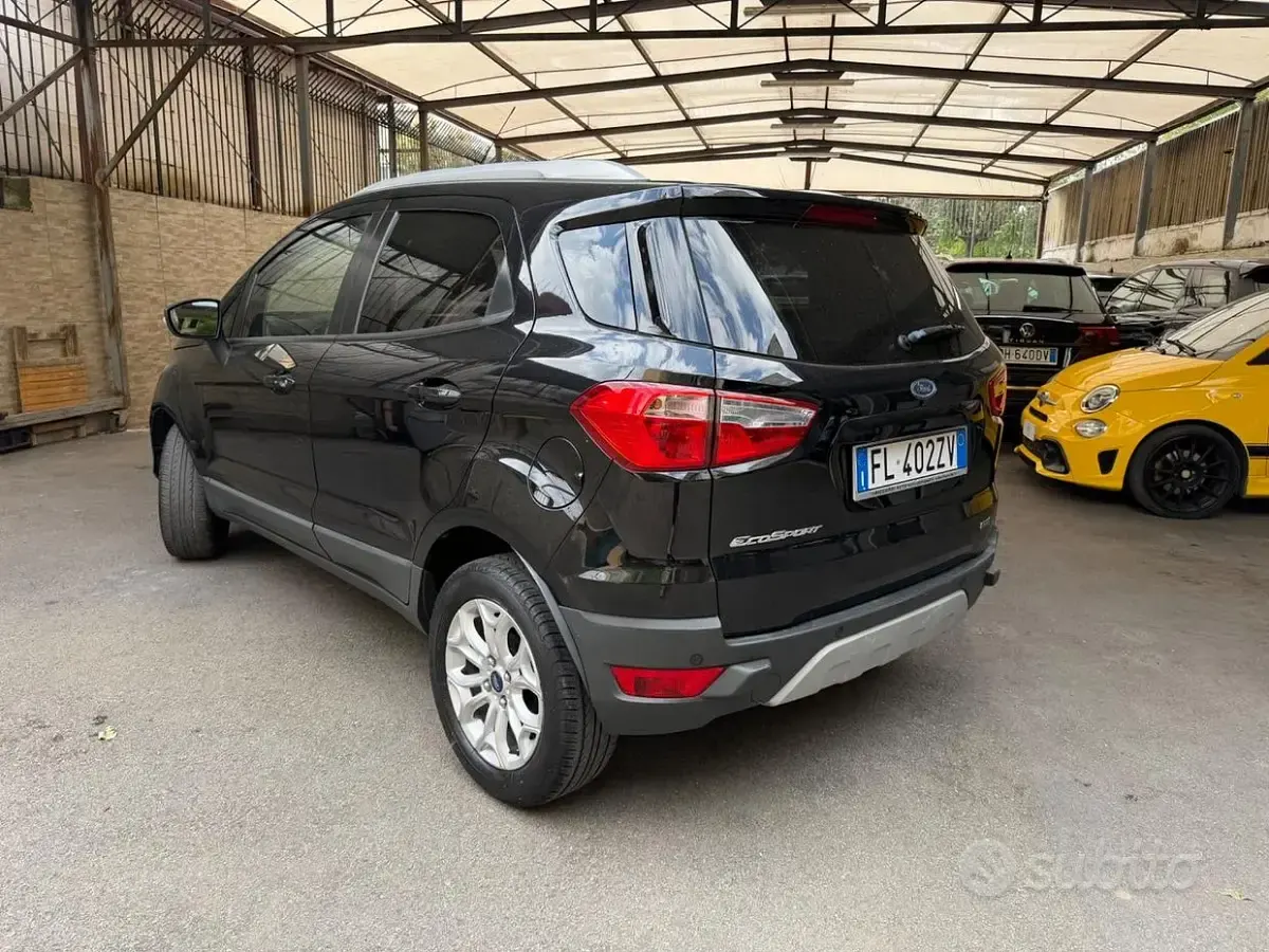 Usata Ford Ecosport 111 CV (81 kW) 2017 Nero SUV
