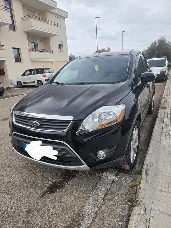 Usata Ford Kuga 136 CV (100 kW) 2009 Nero SUV