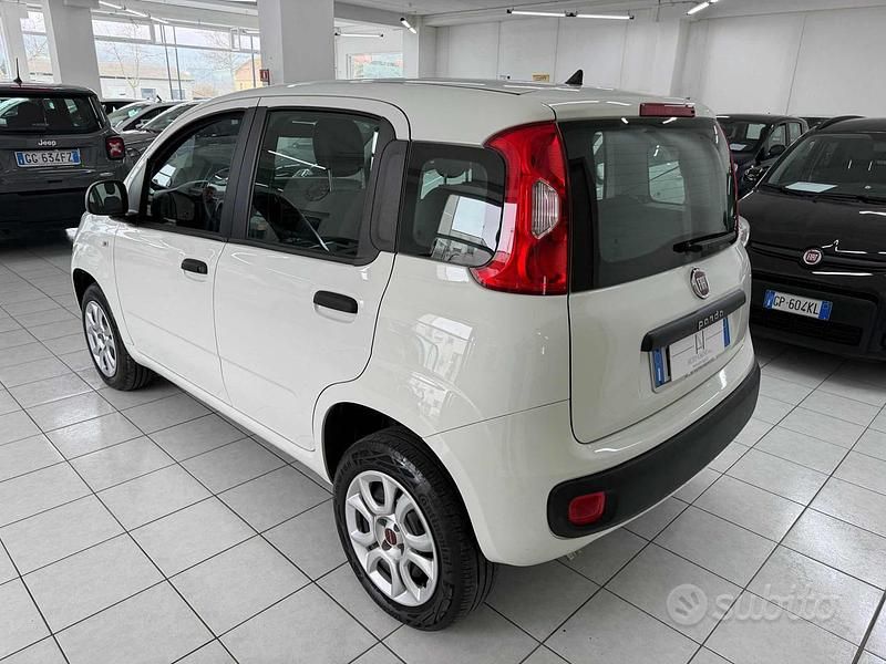 Usata Fiat Panda Easy 84 CV (61 kW) 2019 Bianco Utilitaria