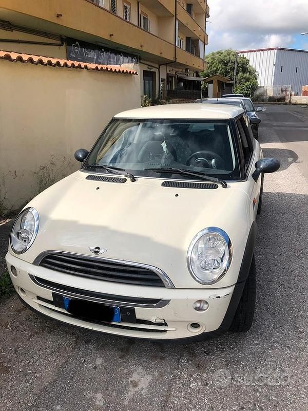 Usata Mini Cooper 2004 Utilitaria