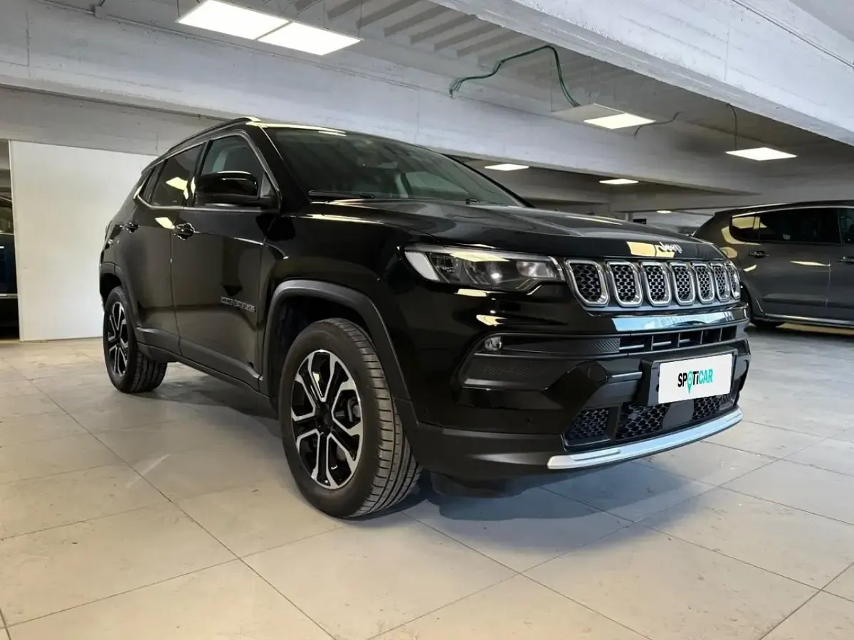 Usata Jeep Compass Limited 190 CV (139 kW) 2022 Nero SUV