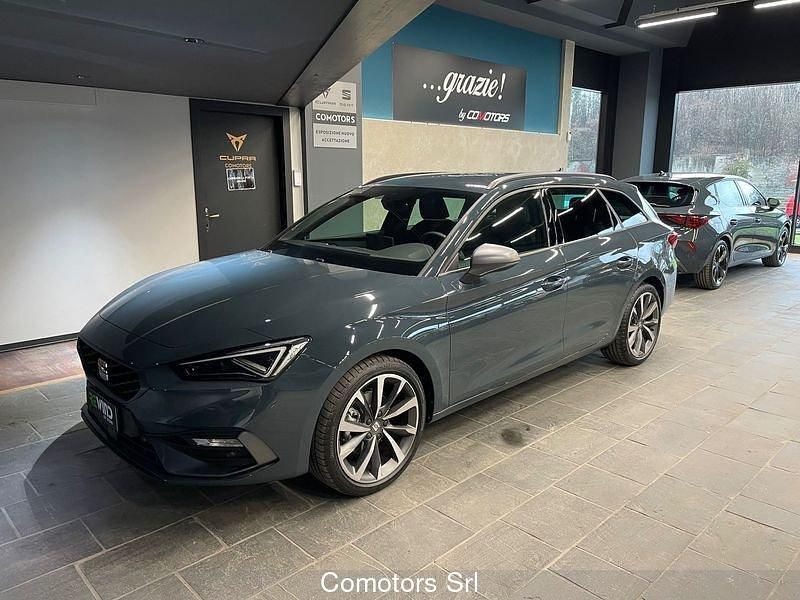 Nuova Seat Leon FR 150 CV (110 kW) 2025 Blu/azzurro Station wagon