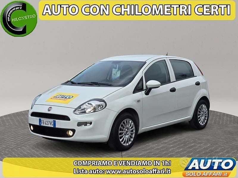 Usata Fiat Punto 69 CV (50 kW) 2015 Bianco Utilitaria