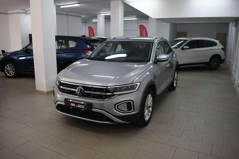 Usata VW T-Roc Style 116 CV (85 kW) 2022 Argento SUV