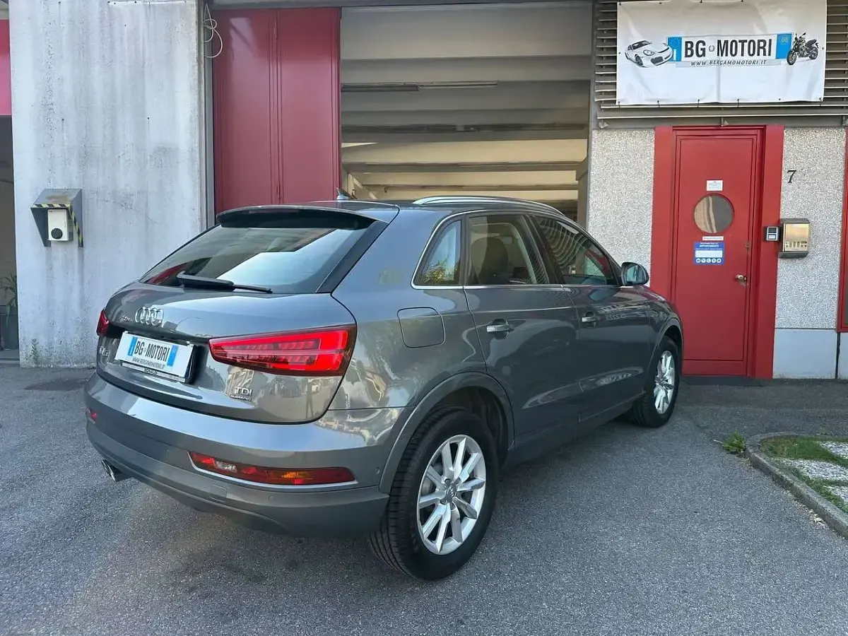 Usata Audi Q3 Sport 150 CV (110 kW) 2017 Grigio SUV