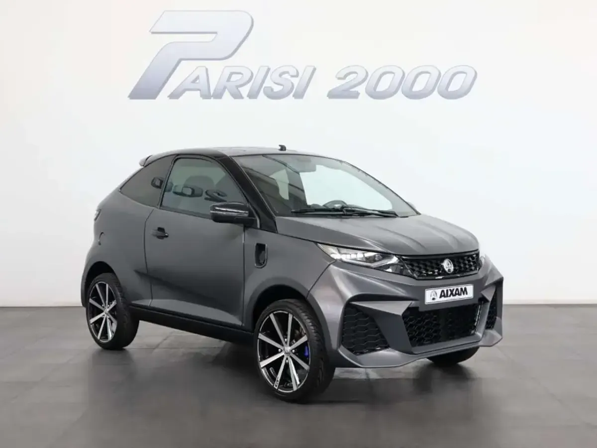 Nuova Aixam AMBITION GTI 2026 Grigio opaco Utilitaria