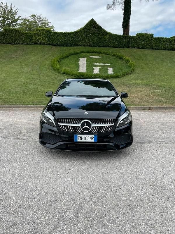 Usata Mercedes A160 Premium 102 CV (75 kW) 2018 Nero Berlina