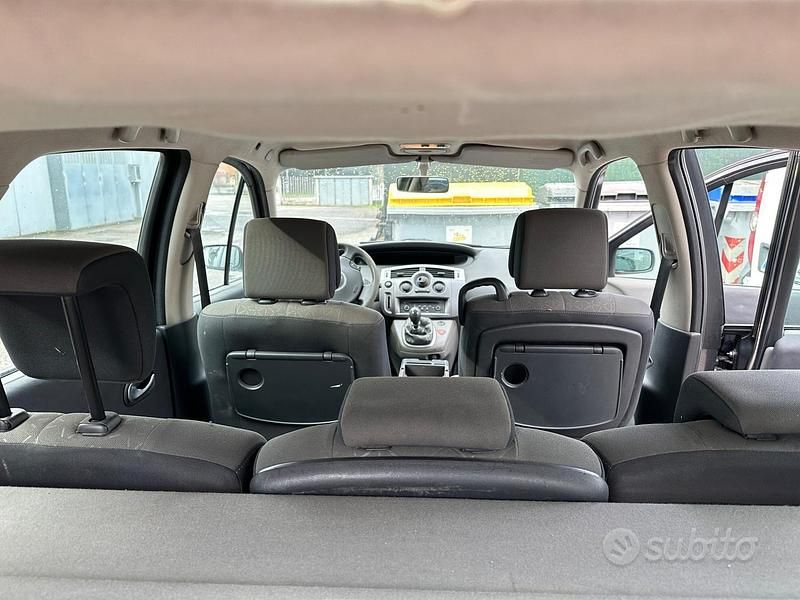 Usata Renault Mégane Cabriolet Exception 106 CV (77 kW) 2007 Grigio Cabrio