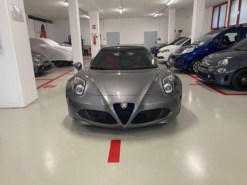 Usata Alfa Romeo 4C Spider 241 CV (177 kW) 2021 Grigio Cabrio