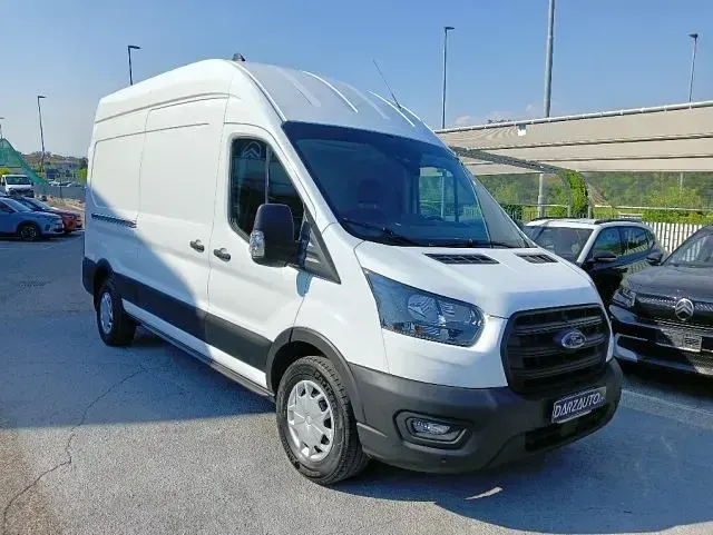 Usata Ford Transit Trend 170 CV (125 kW) 2023 Bianco pastello Furgone