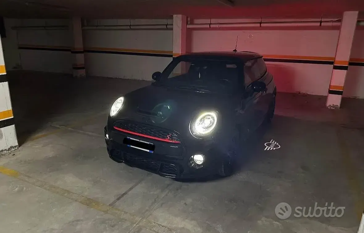 Usata Mini John Cooper Works 170 CV (125 kW) 2019 Nero Utilitaria