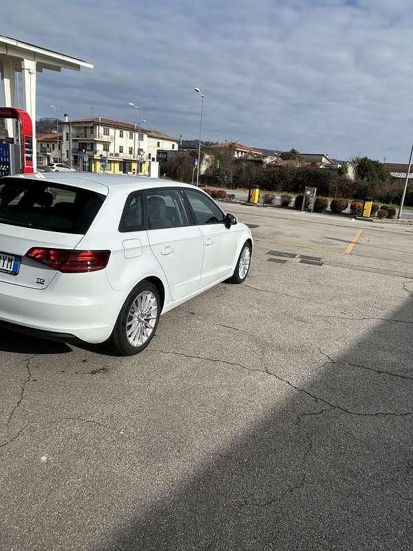 Usata Audi A3 Ambiente 150 CV (110 kW) 2014 Berlina