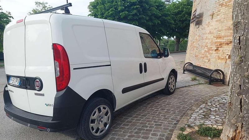Usata Fiat Doblò Easy 120 CV (88 kW) 2018 Monovolume