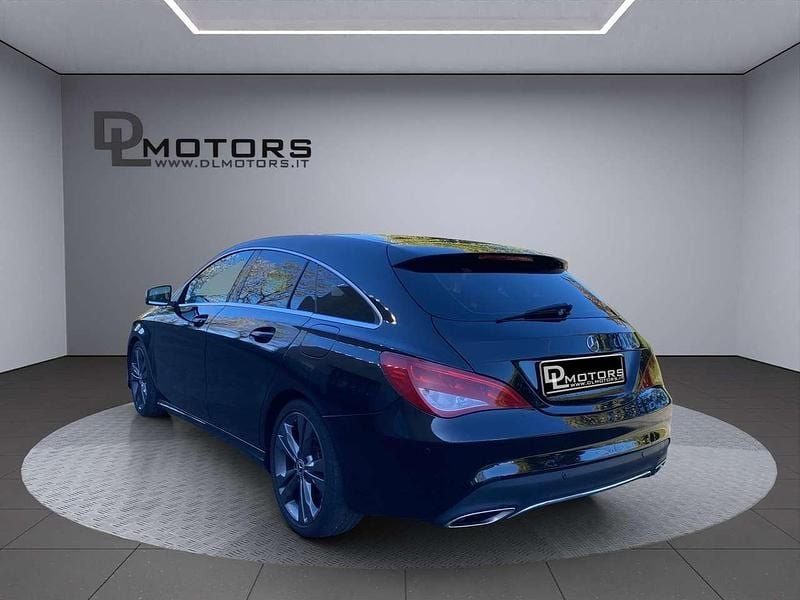 Usata Mercedes CLA180 109 CV (80 kW) 2018 Nero Berlina