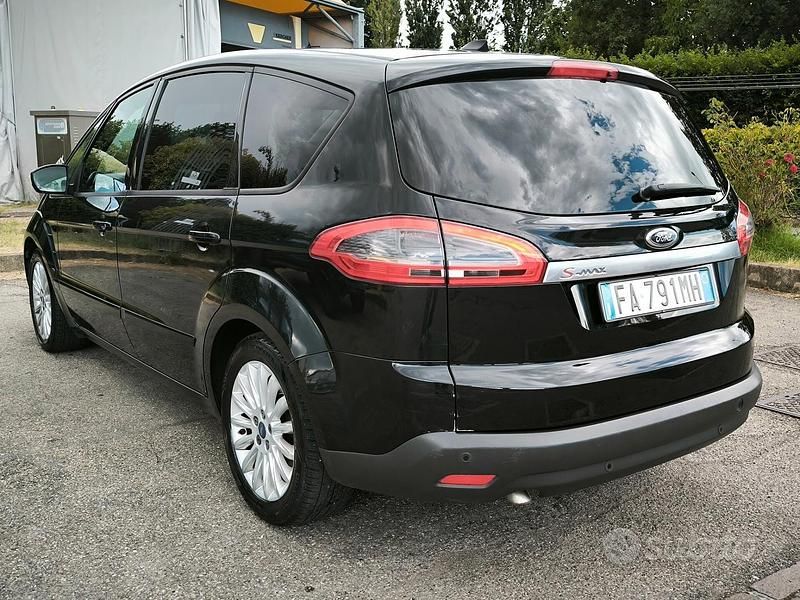 Usata Ford S-MAX S 163 CV (119 kW) 2015 Nero Monovolume