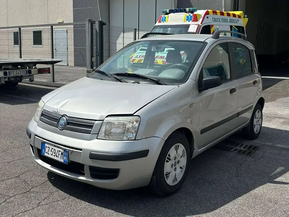 Usata Fiat Panda Dynamic 60 CV (44 kW) 2006 Grigio Utilitaria