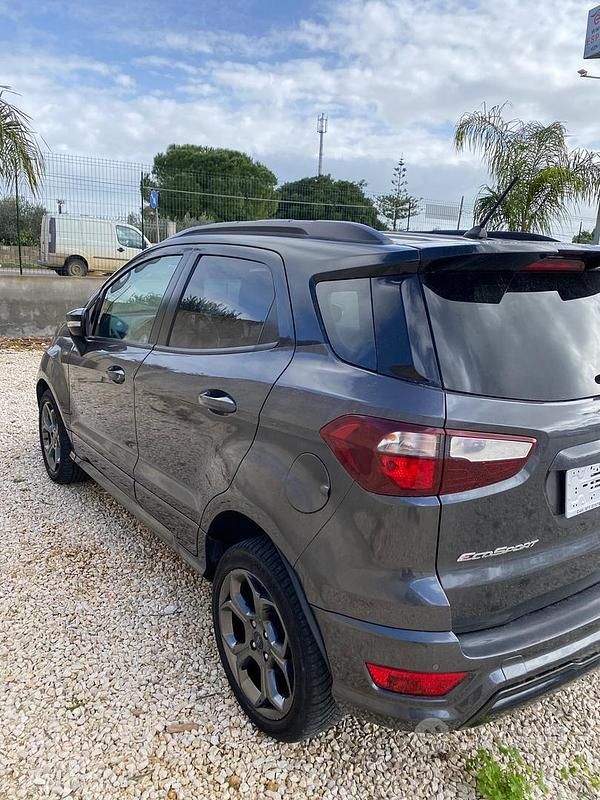 Usata Ford Ecosport ST-Line 100 CV (73 kW) 2018 Grigio SUV