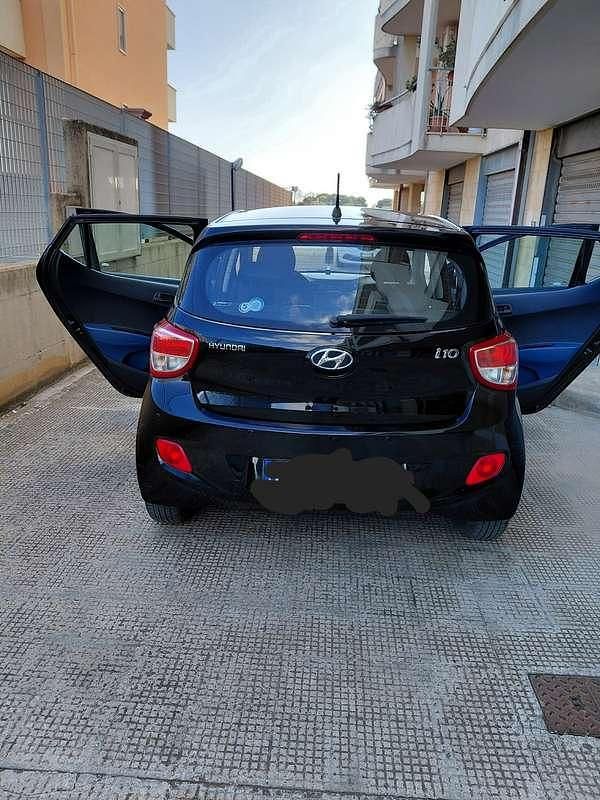 Usata Hyundai i10 Style 65 CV (47 kW) 2016 Utilitaria