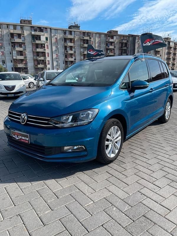 Usata VW Touran 115 CV (84 kW) 2017 Blu Monovolume