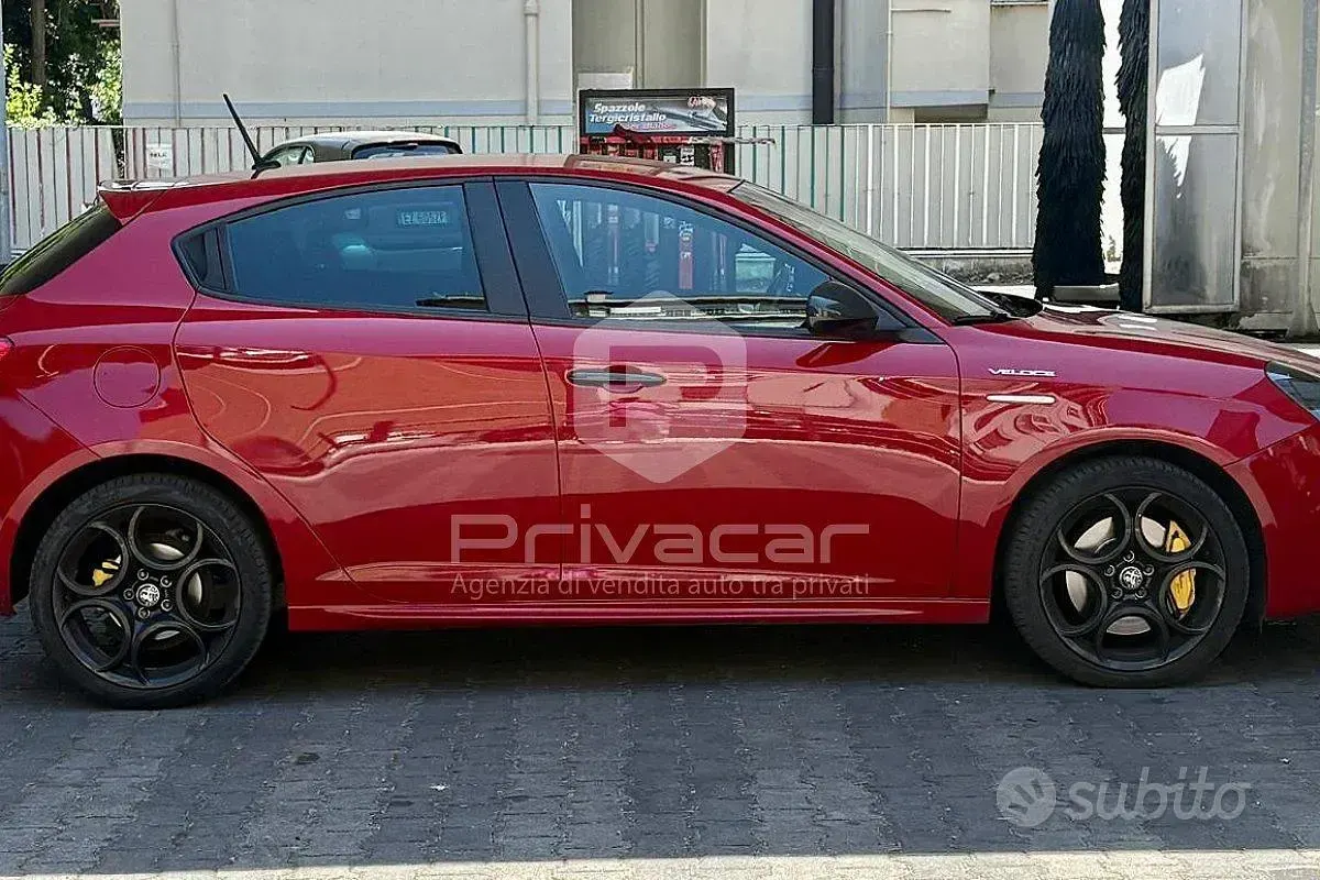 Usata Alfa Romeo Giulietta Veloce 170 CV (125 kW) 2020 Rosso Utilitaria