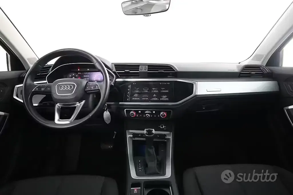 Usata Audi Q3 Advanced 150 CV (110 kW) 2022 Grigio cronos SUV
