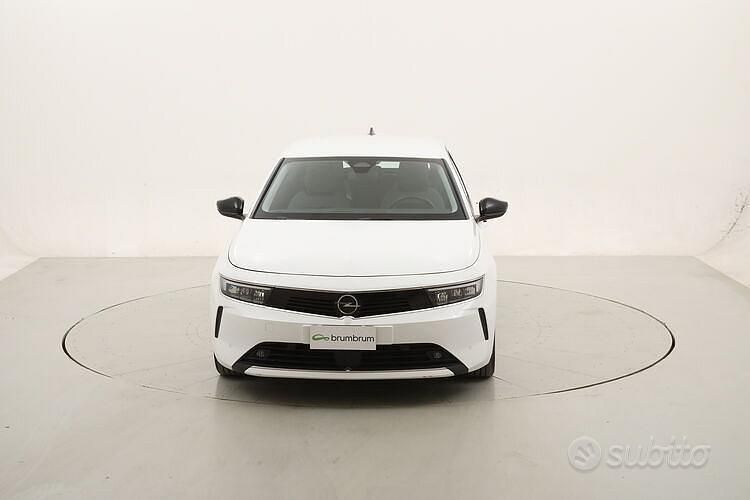 Usata Opel Astra Edition 131 CV (96 kW) 2022 Bianco Berlina