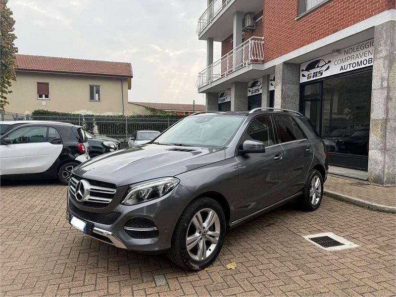 Grigio Usata 2017 Mercedes GLE350 Premium Plus SUV | 22.999 € (Buon prezzo) - Immagine 1/4