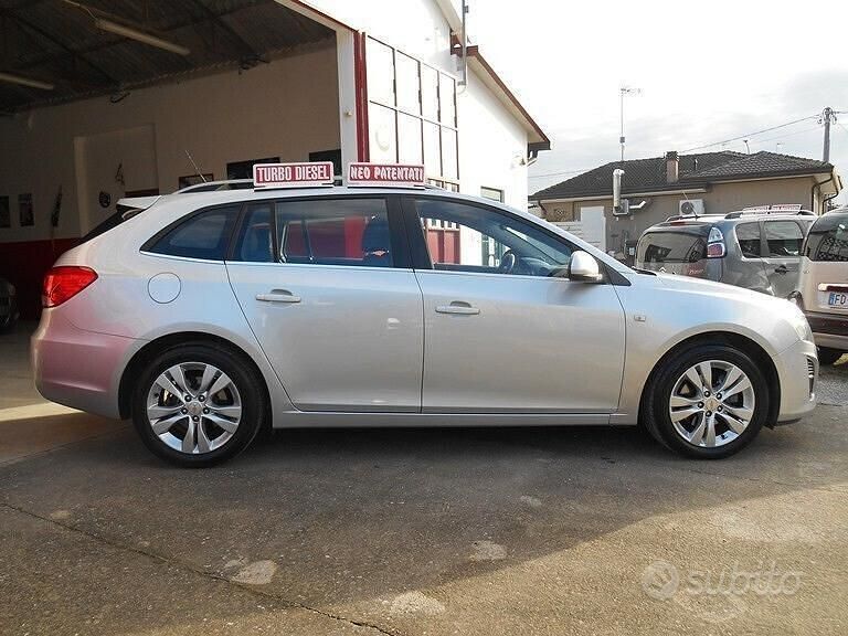 Usata Chevrolet Cruze LTZ 131 CV (96 kW) 2013 Grigio Station wagon