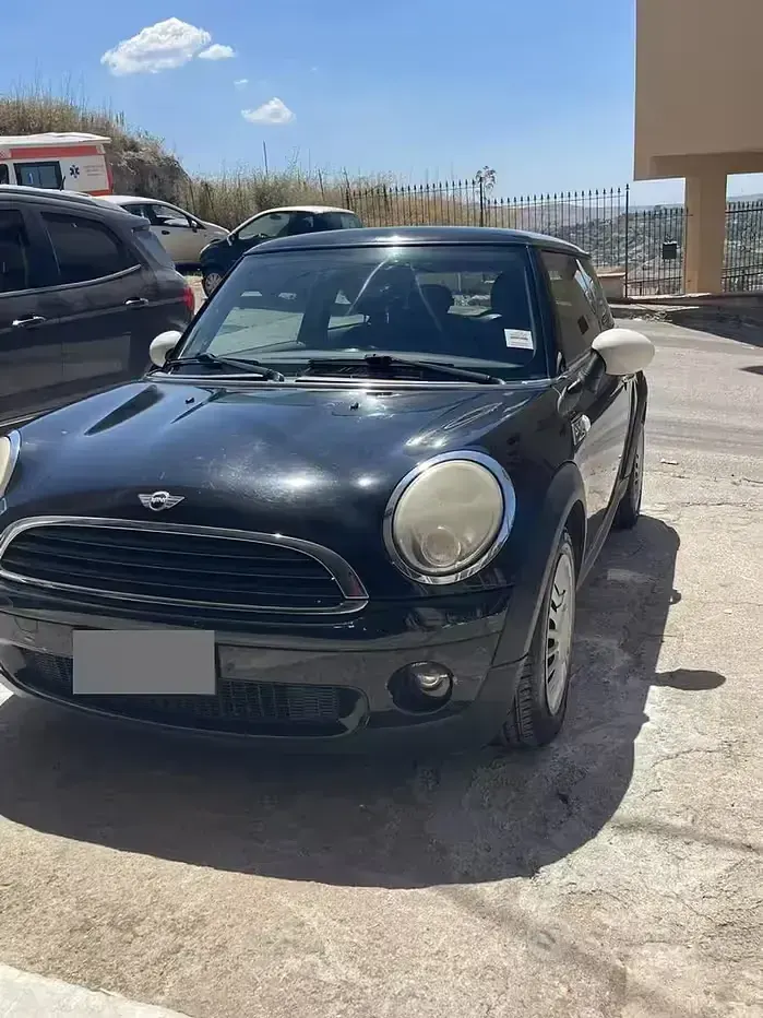 Usata Mini ONE 75 CV (55 kW) 2009 Nero Utilitaria