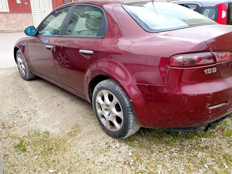 Usata Alfa Romeo 159 Exclusive 150 CV (110 kW) 2006 Rosso Berlina