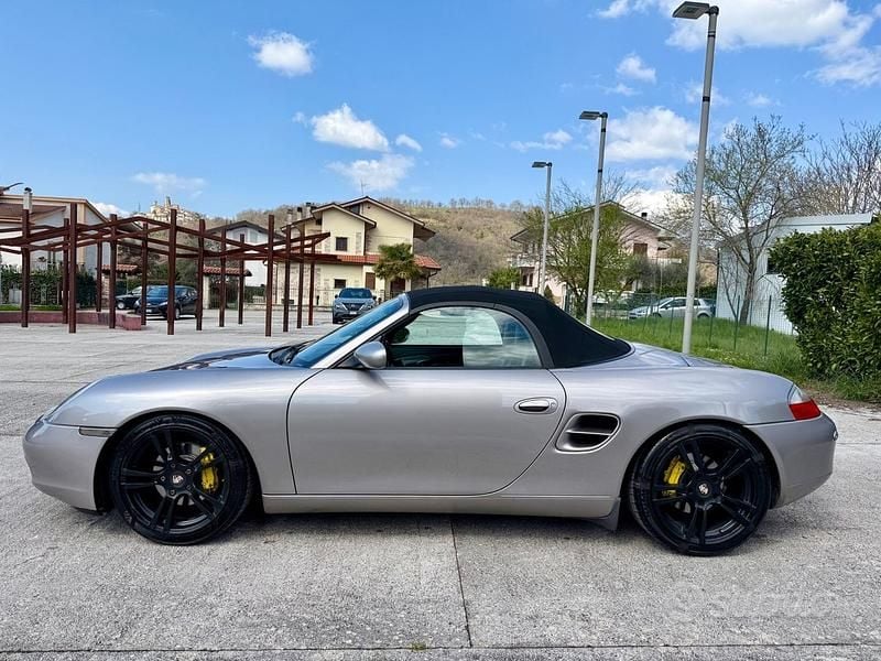 Gebraucht Porsche Boxster 220 PS (161 kW) 2001 Grau Cabrio