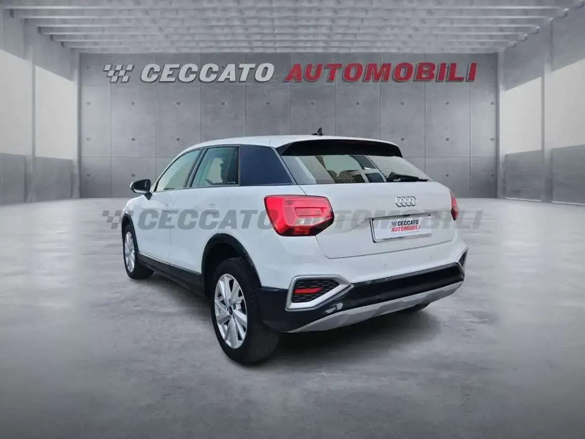 Usata Audi Q2 Admired 150 CV (110 kW) 2023 Bianco SUV
