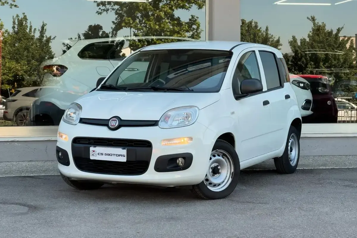 Usata Fiat Panda Pop 69 CV (50 kW) 2021 Bianco Utilitaria