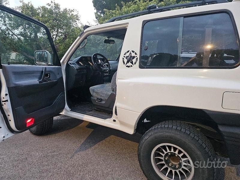 Usata Mitsubishi Pajero 1998 Bianco SUV