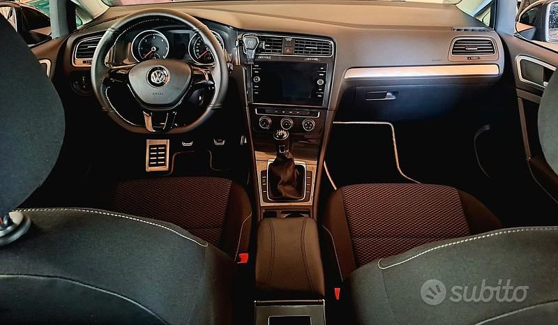 Usata VW Golf VII 2019 Berlina