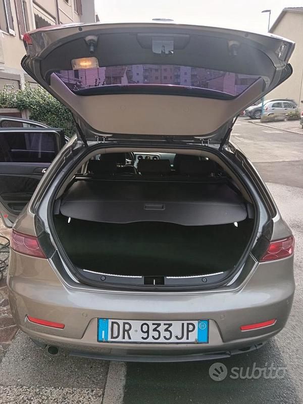 Usata Alfa Romeo 159 150 CV (110 kW) 2008 Station wagon