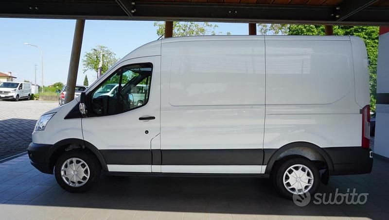 Occasion Ford Transit Trend 131 ch (96 kW) 2018 Blanc Berline