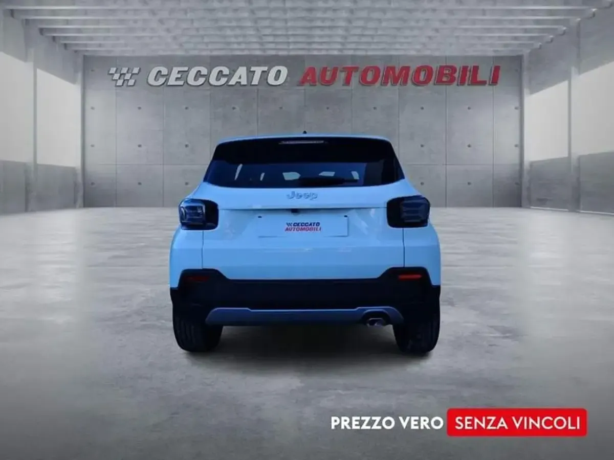Nuova Jeep Avenger Summit 100 CV (73 kW) 2026 Bianco SUV