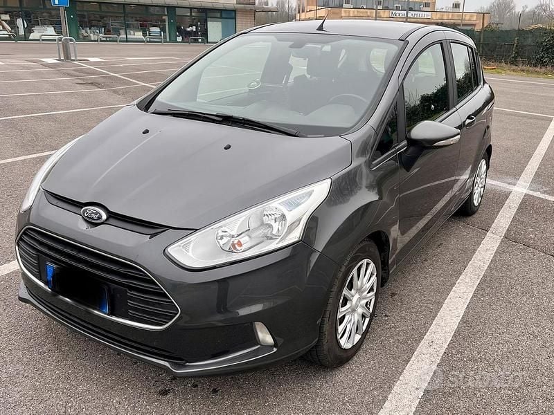 Usata Ford B-MAX 90 CV (66 kW) 2017 Grigio Monovolume