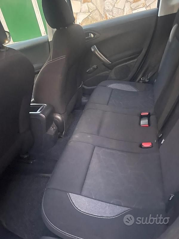 Usata Peugeot 2008 2016 Grigio SUV