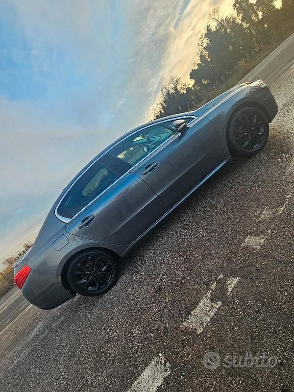Gebraucht Peugeot 508 140 PS (102 kW) 2011 Grau Limousine