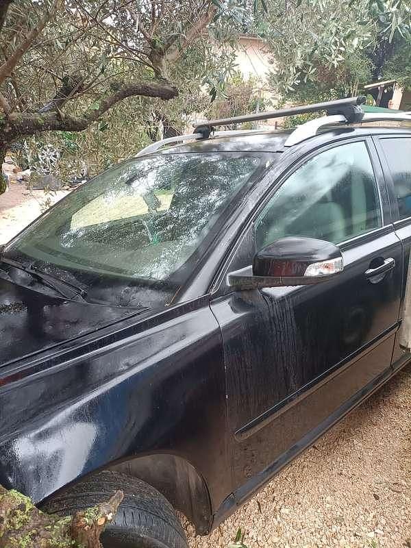 Usata Volvo V50 Momentum 136 CV (100 kW) 2007 Nero Station wagon