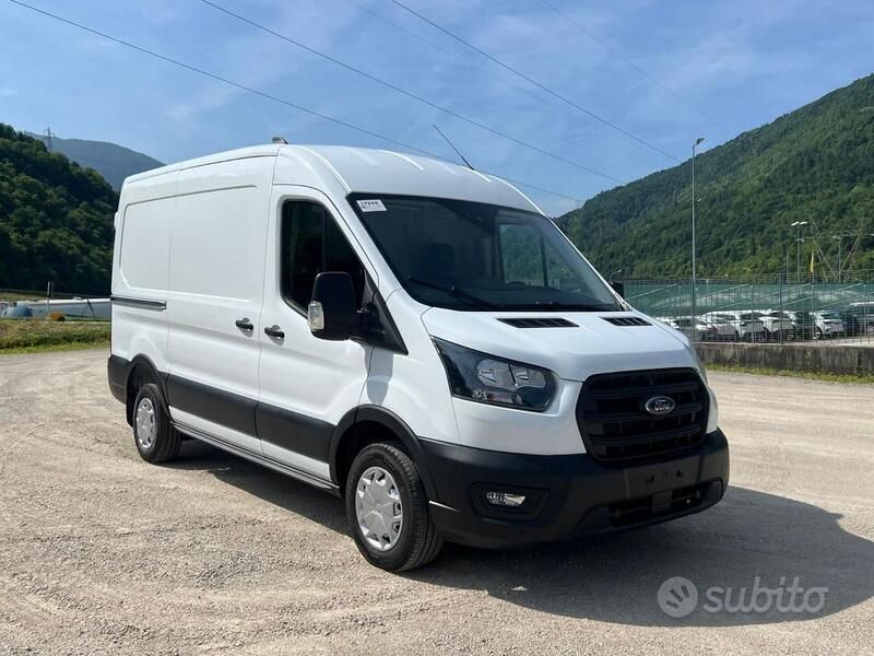 Nuova Ford Transit Trend 131 CV (96 kW) 2025 Bianco Berlina