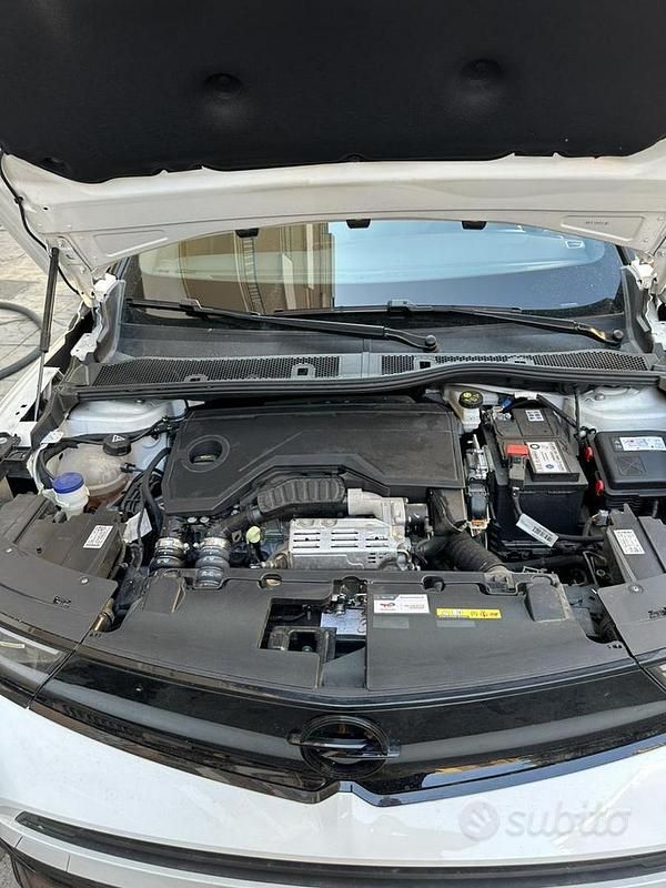 Usata Opel Mokka Ultimate 136 CV (100 kW) 2024 Bianco SUV