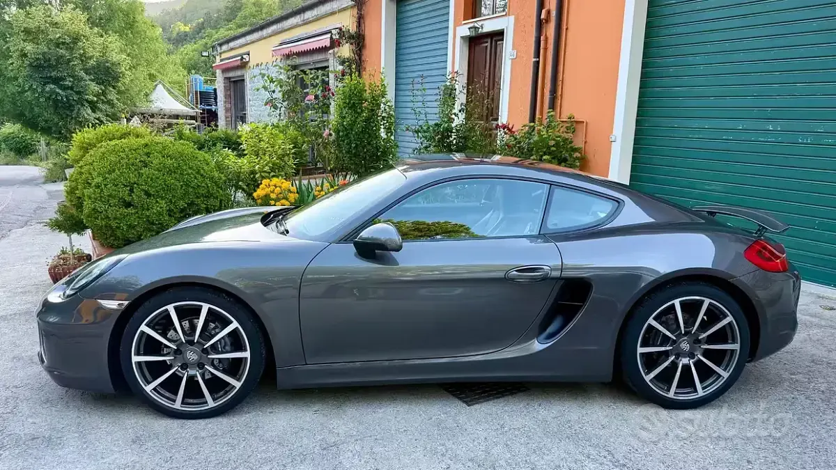 Usata Porsche Cayman 275 CV (202 kW) 2013 Grigio Coupé